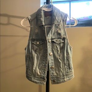 American Eagle distressed jean vest